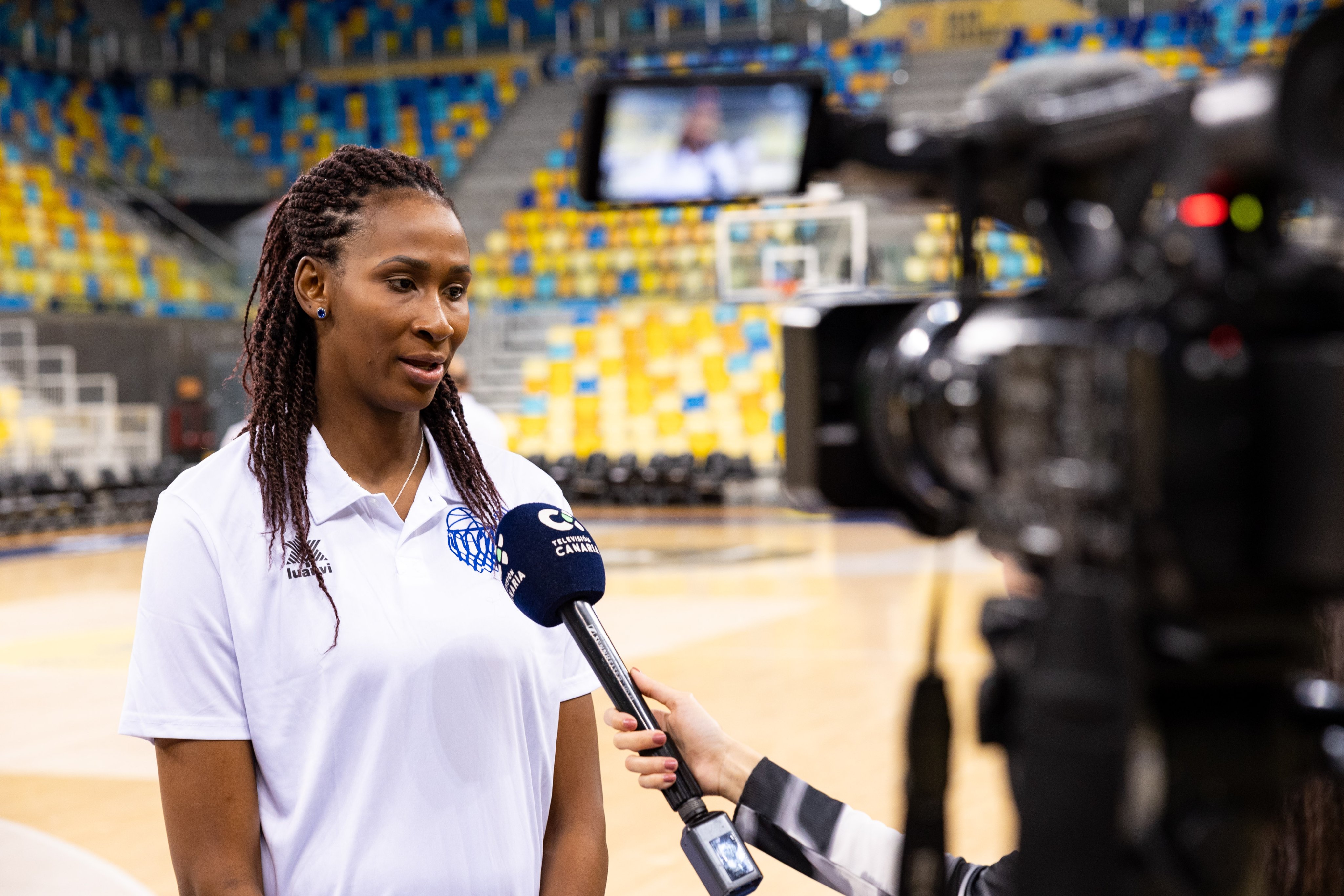 Astou Ndour en su vuelta al baloncesto tras ser madre: “Me veo en París”