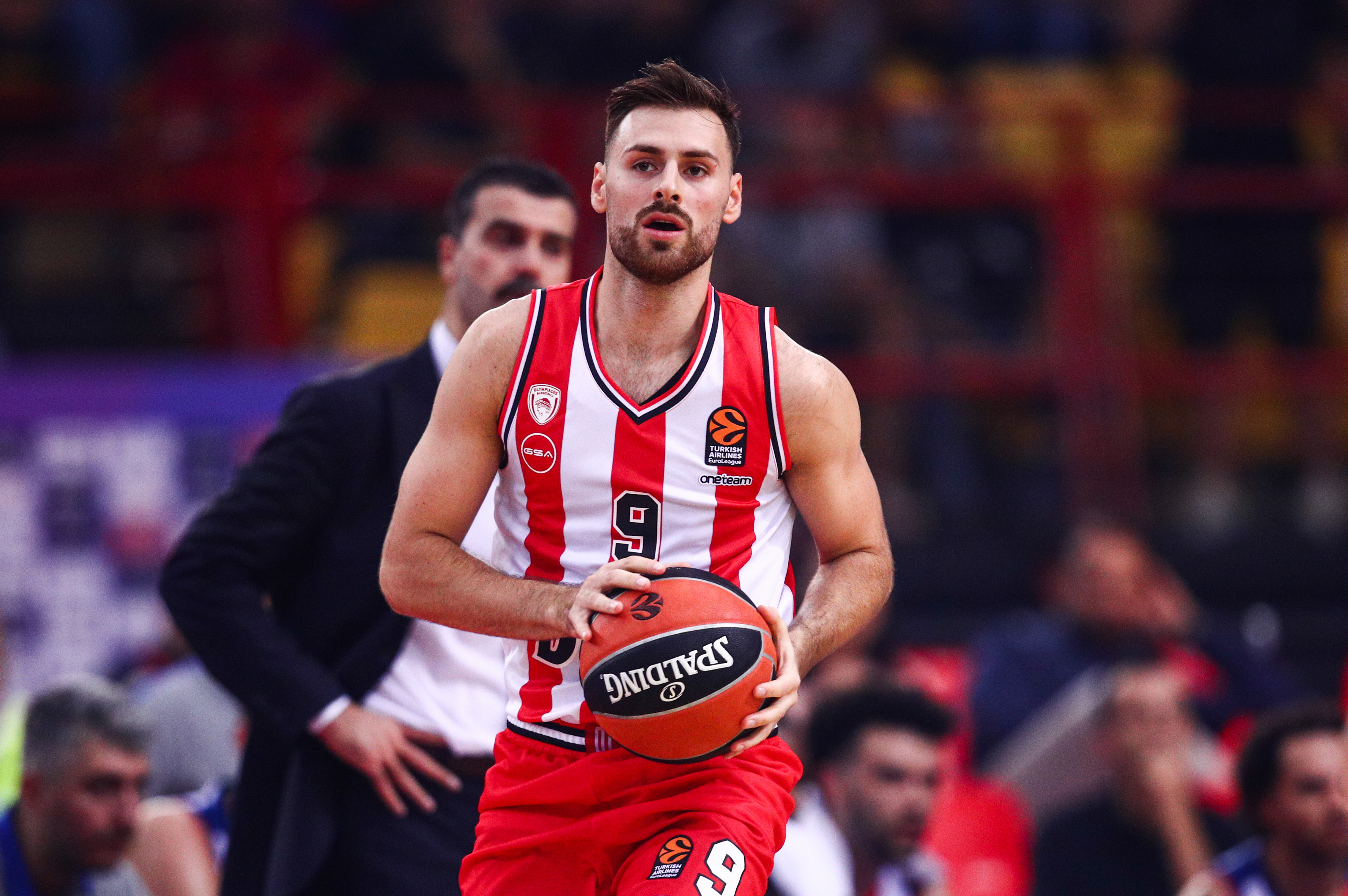 De Olympiacos a Promitheas. Baja en el equipo del Pireo