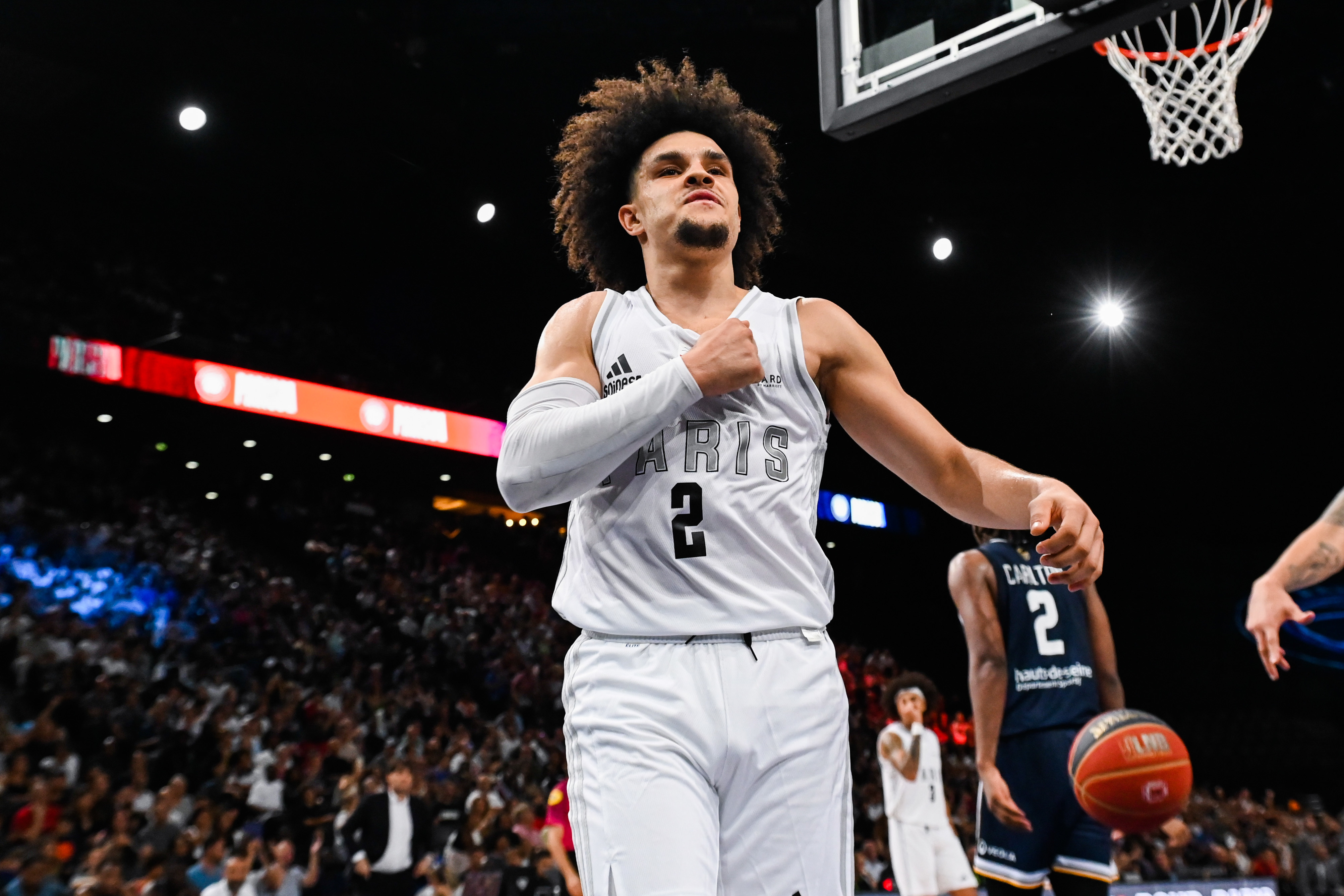 Tiene 21 años y media Europa suspira por él: así es Nadir Hifi, la estrella en Eurocup