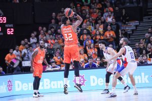 La lesión que mantiene en vilo a Valencia Basket y su temporada