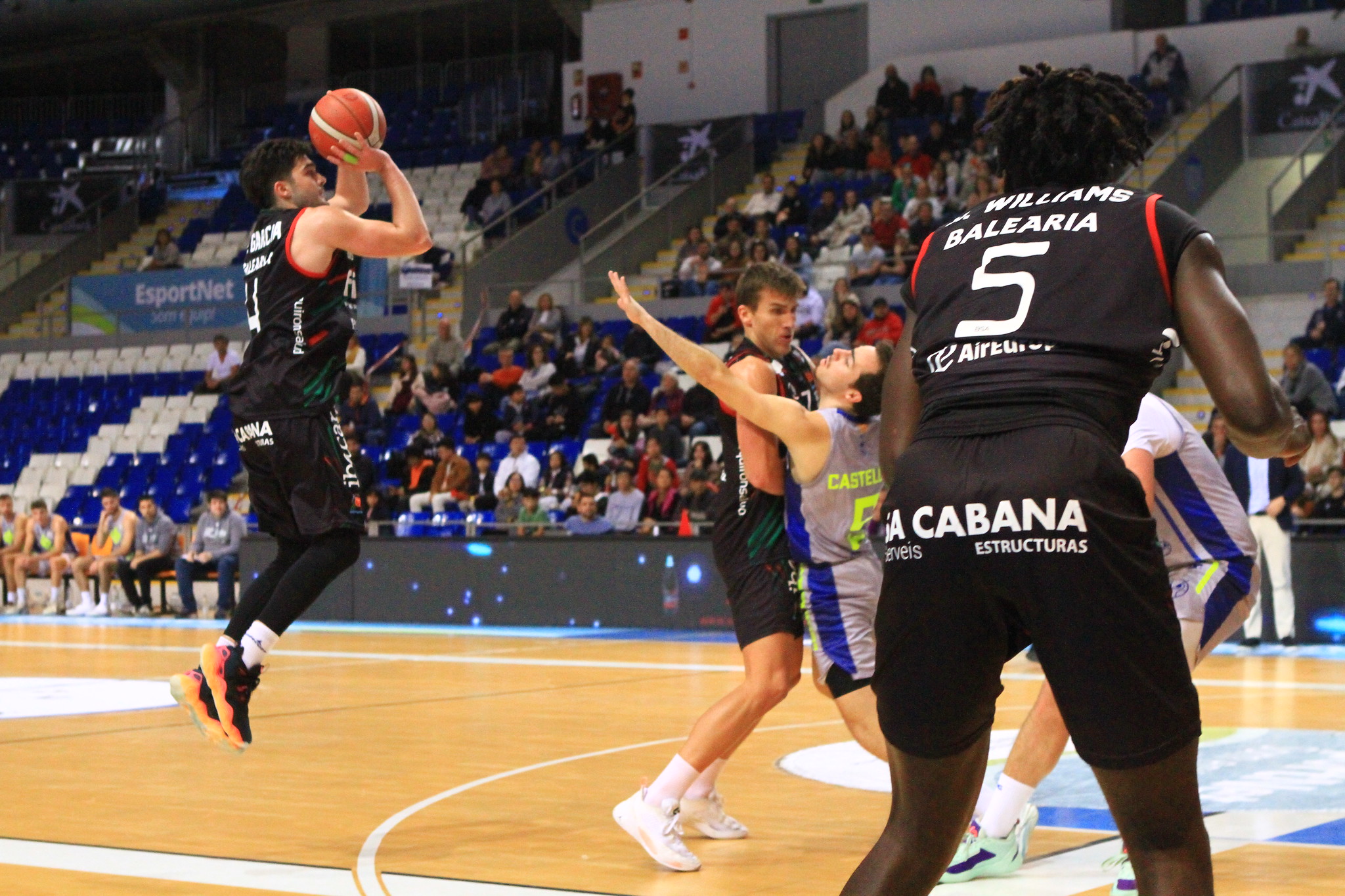 Ex canterano de Casademont Zaragoza y protagonista de exhibición en LEB Plata