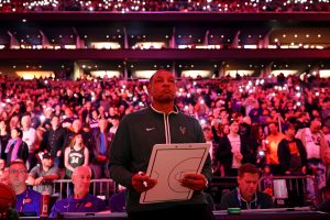 La NBA no puede creer esto: Milwaukee Bucks mejoró su defensa con Doc Rivers