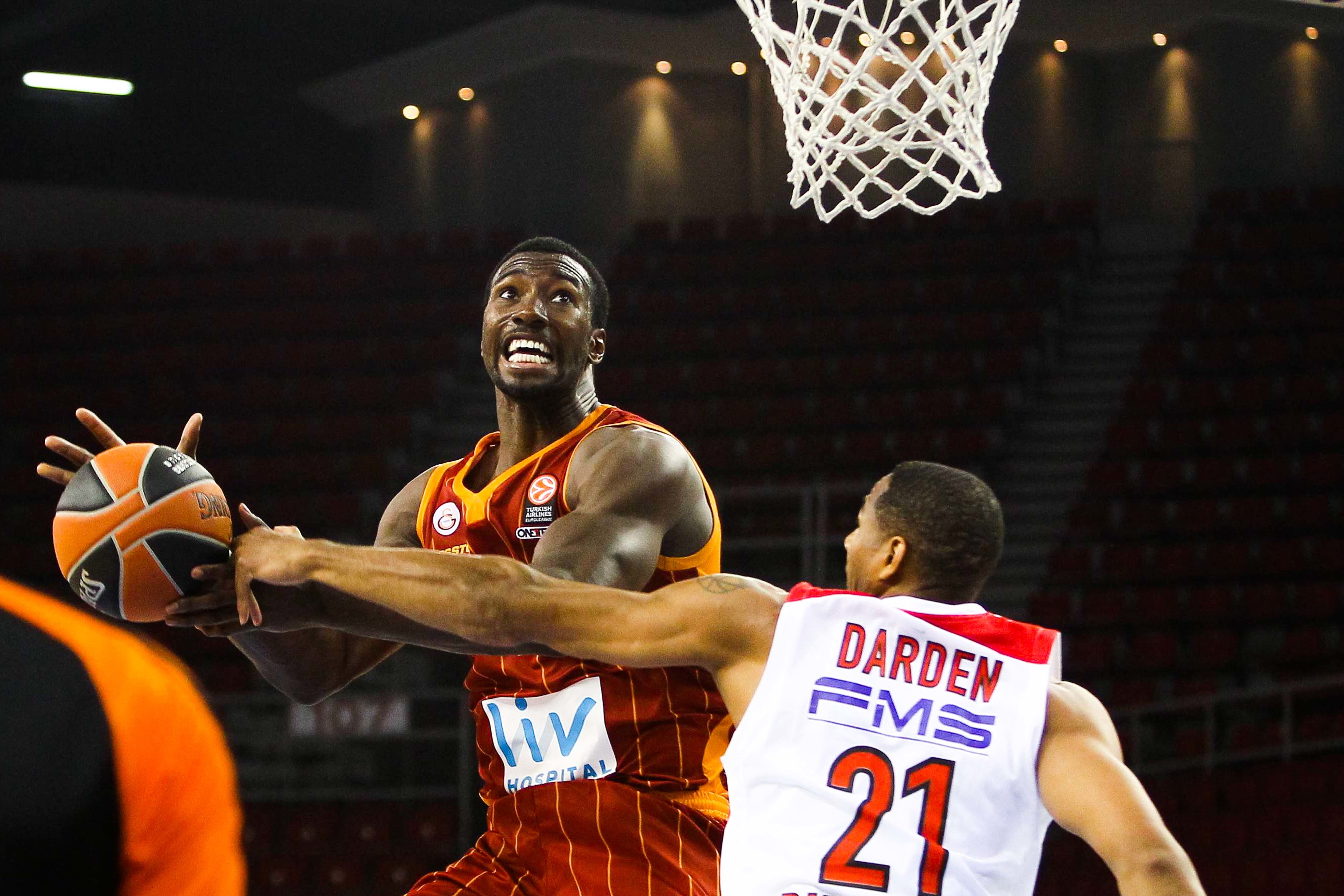 ¿Qué ha sido de estos tres ex ACB? Uno de ellos sigue jugando a sus 42 años