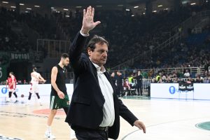 Ataman critica a los aficionados turcos: “No te respetan”