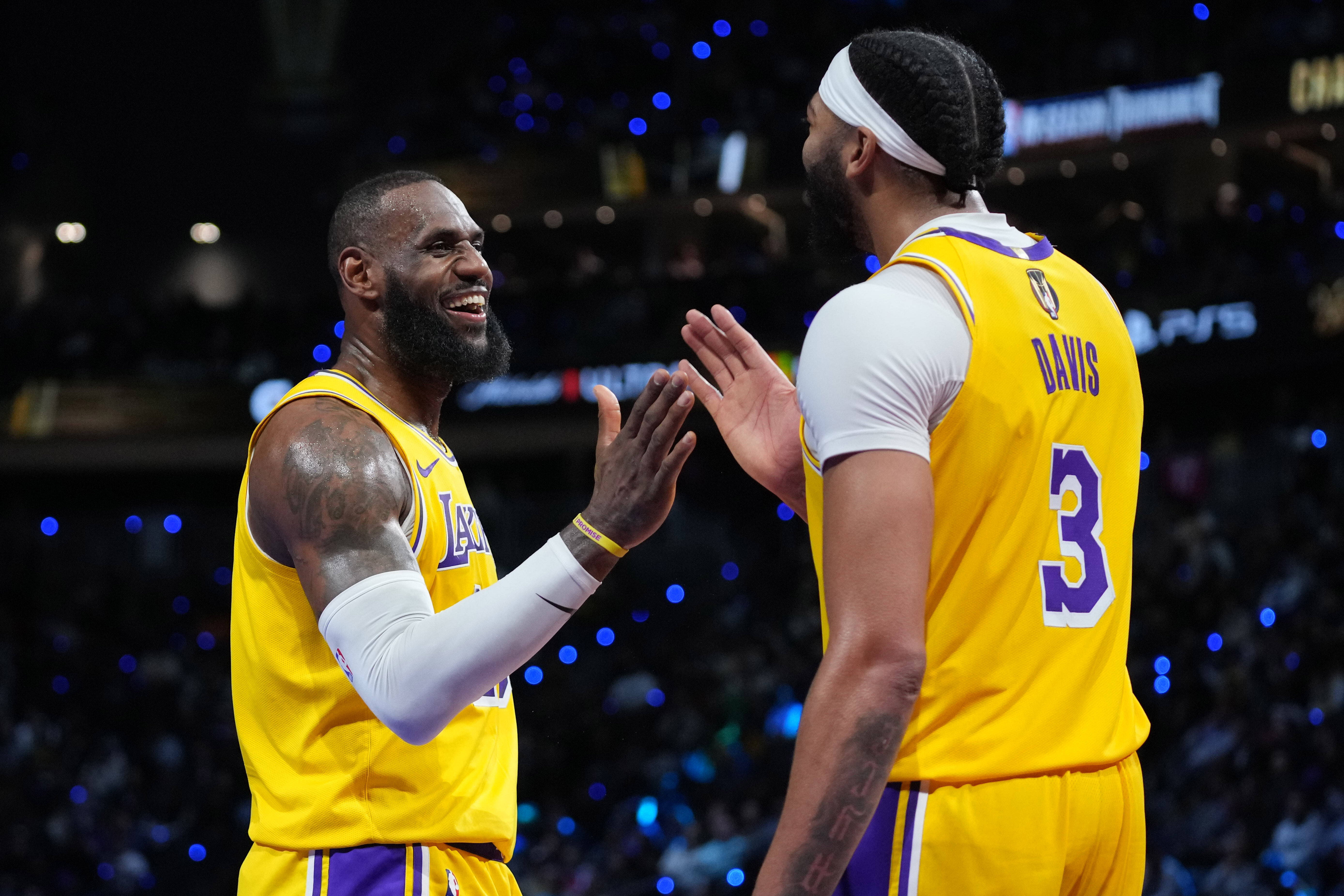 ¿Los Lakers podrán clasificar a los Playoffs de la NBA? 4 razones que indican que sí