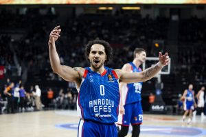 Euroliga viral: un príncipe en el estadio, Anadolu Efes revive y el enojo de Messina