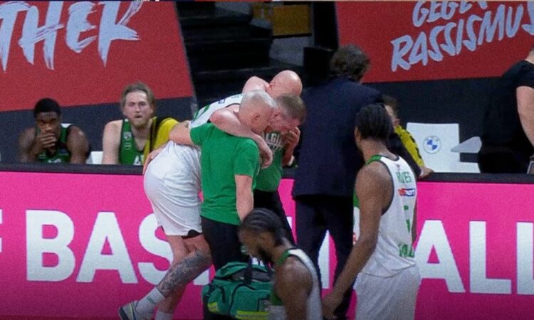 Euroliga viral: lesión de Smits, Yabusele con una bandera y tres equipos igualados
