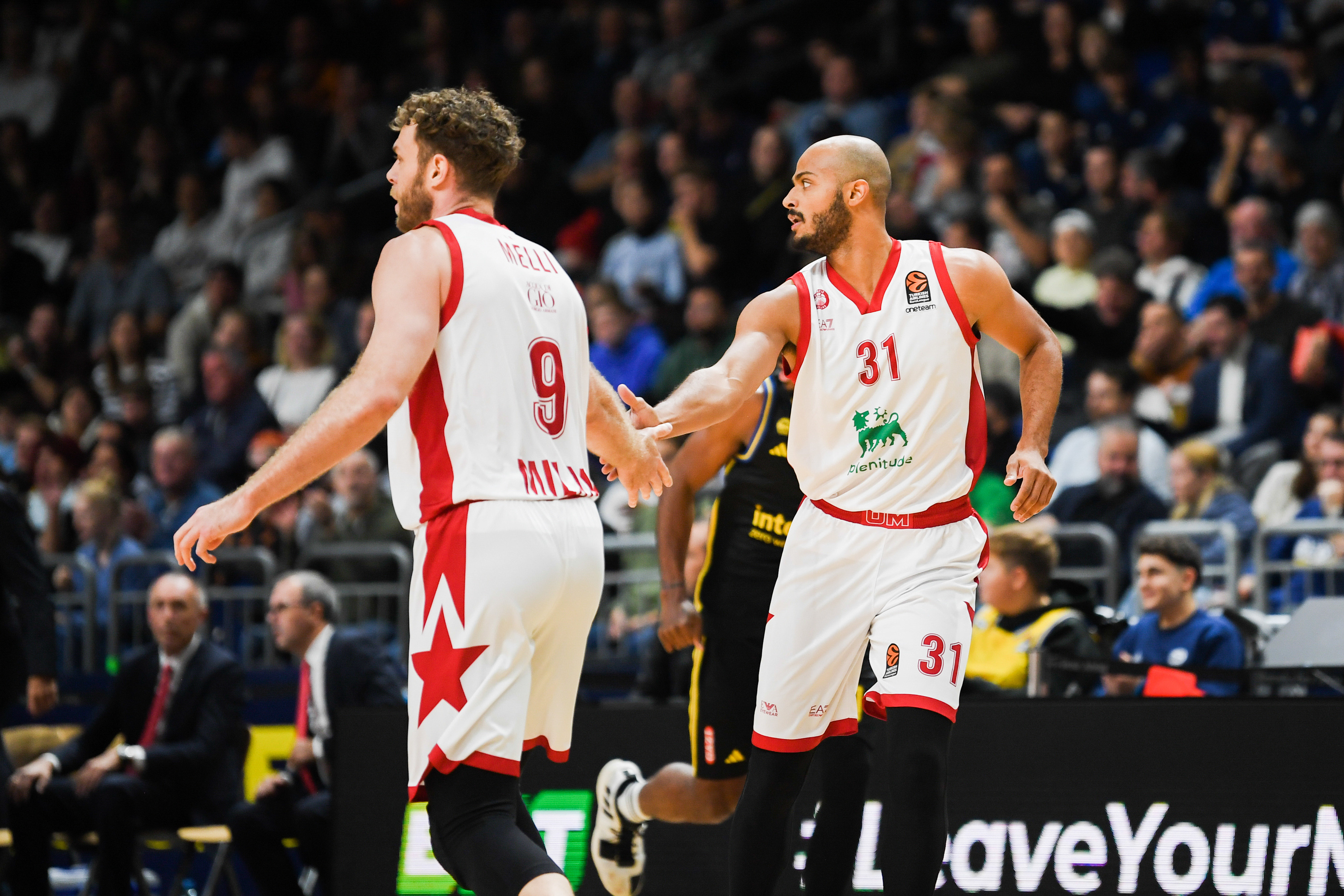 En Olimpia Milano no tienen clara su renovación y en Europa se frotan las manos