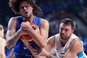 Lío entre Estudiantes y su mejor jugador. ¿Negocian la rescisión de contrato?