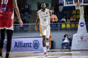 El jugador de Milano vuelve de África con una hemiparesia, ¿qué es?