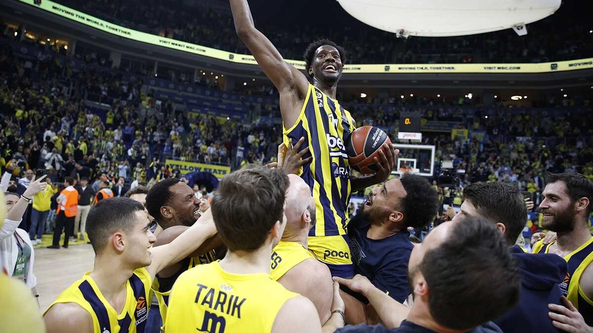 Nigel Hayes-Davis tiene Europa a sus pies: primer jugador en anotar 50 puntos en Euroliga