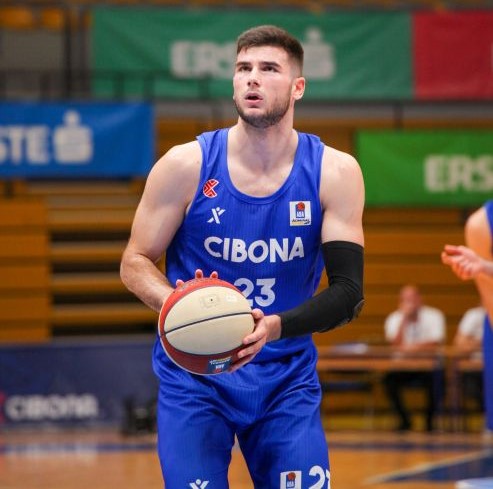 OFICIAL: Melilla busca la cesión de esta perla croata