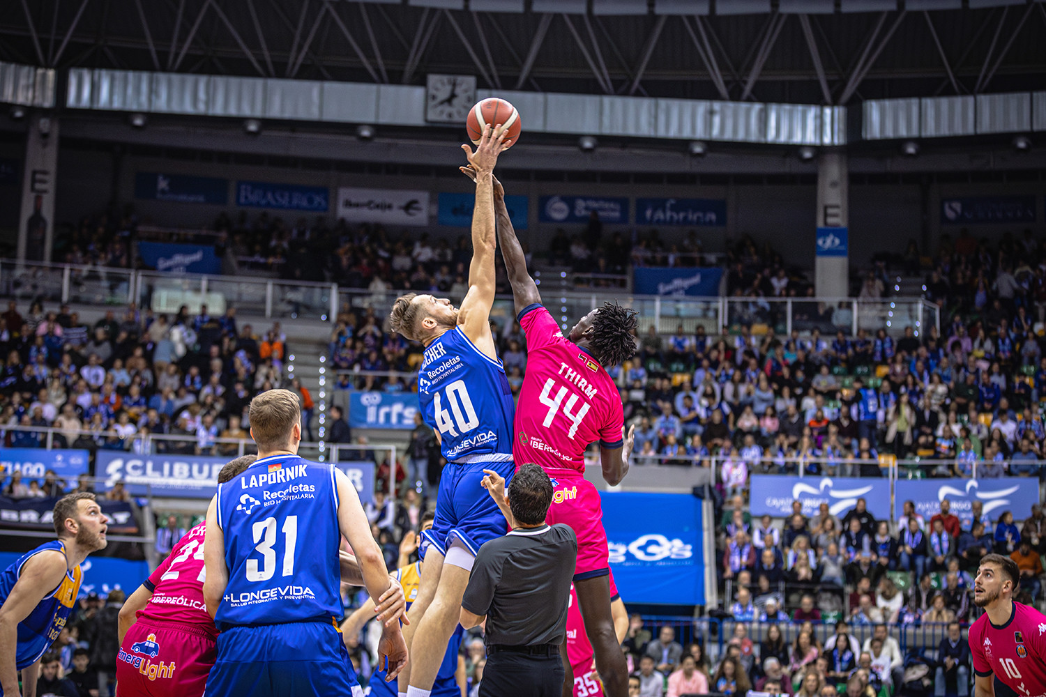La batalla de Burgos en LEB Oro también se da en el patrocinio