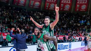 Euroliga viral: Ataman le agradeció a Juancho, invasión griega y Baskonia golpeó