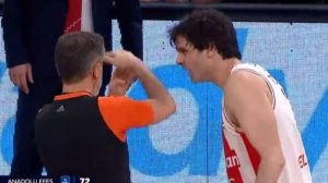 Euroliga viral: Ataman seguro, debacle de Estrella Roja y Teodosic persiguiendo árbitros