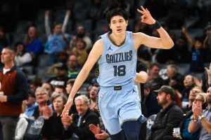 Vuelta a los orígenes: la historia y la decisión NBA de Yuta Watanabe