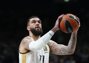 Poirier relata el inferno de Belgrado: “Tuvieron que contratar mucha seguridad”