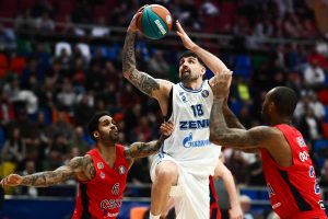 Zenit y Xavi Pascual fichan para Playoffs y anuncian la salida de Adrien Moerman