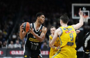 Los planes de la temporada 24-25 de Zalgiris: salida de Evans, renovaciones y fichajes