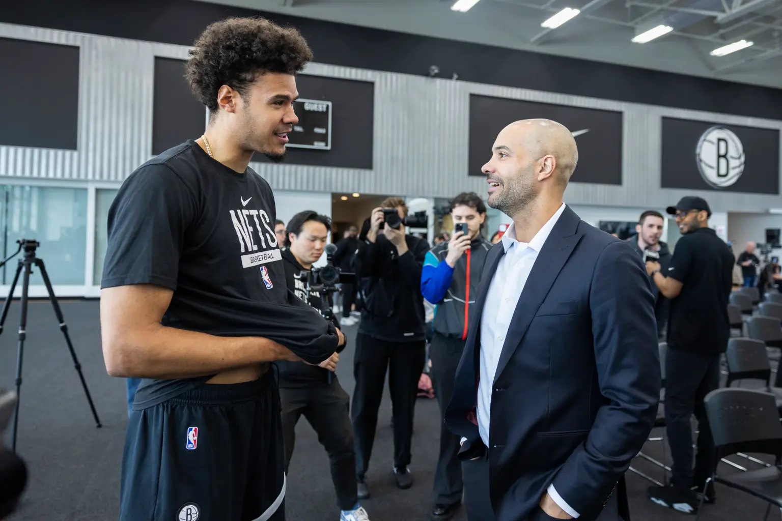 Fichajes en su staff, Nic Claxton y estilo, llegan las decisiones de Jordi Fernández
