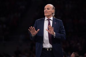 Baskonia hace oficial su decisión en el banquillo