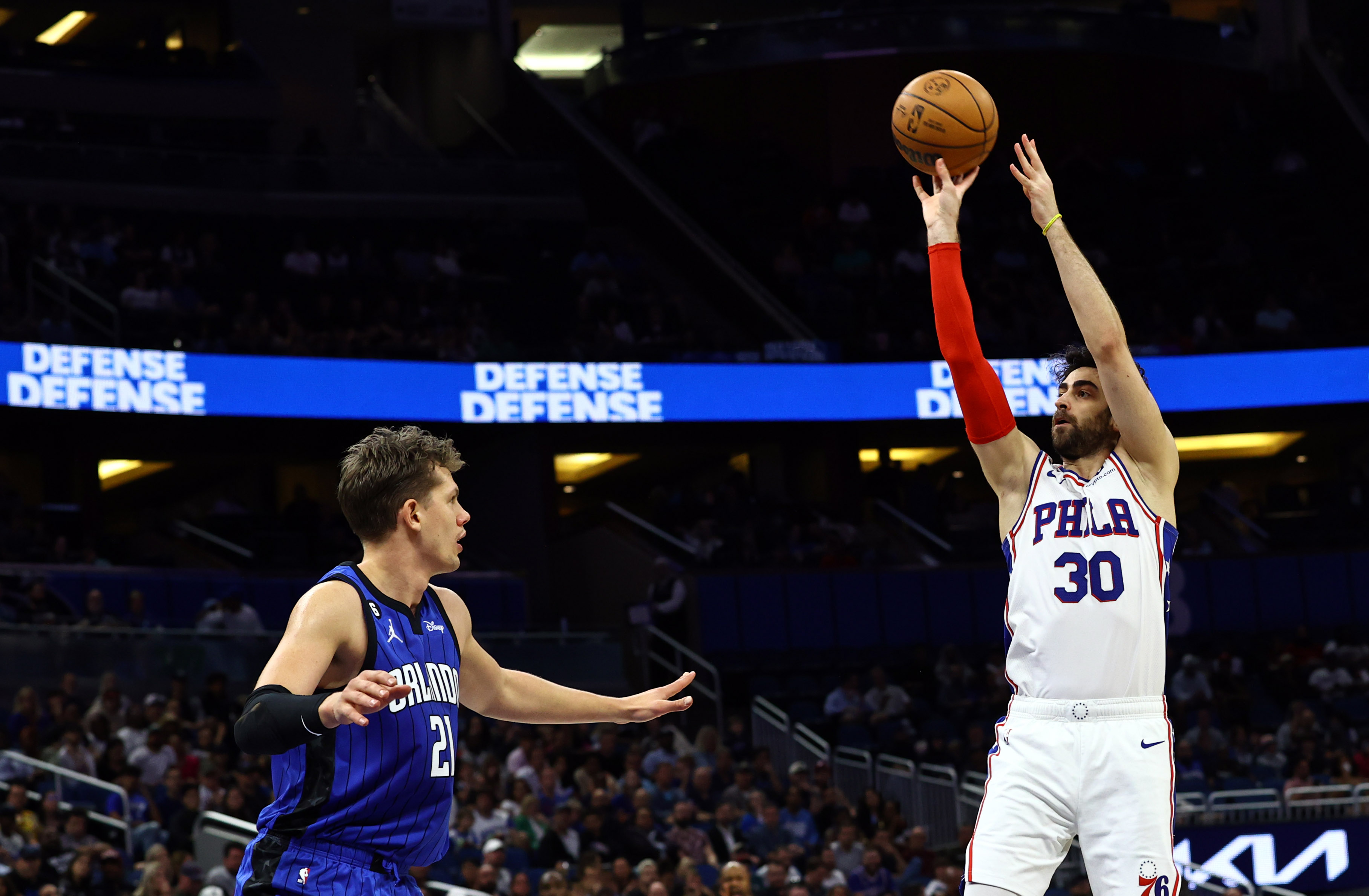 Un objetivo del Real Madrid también lo siguen Efes y Fenerbahce