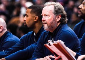 El pastizal que los Suns pagarán a Mike Budenholzer…¡ocho cifras!