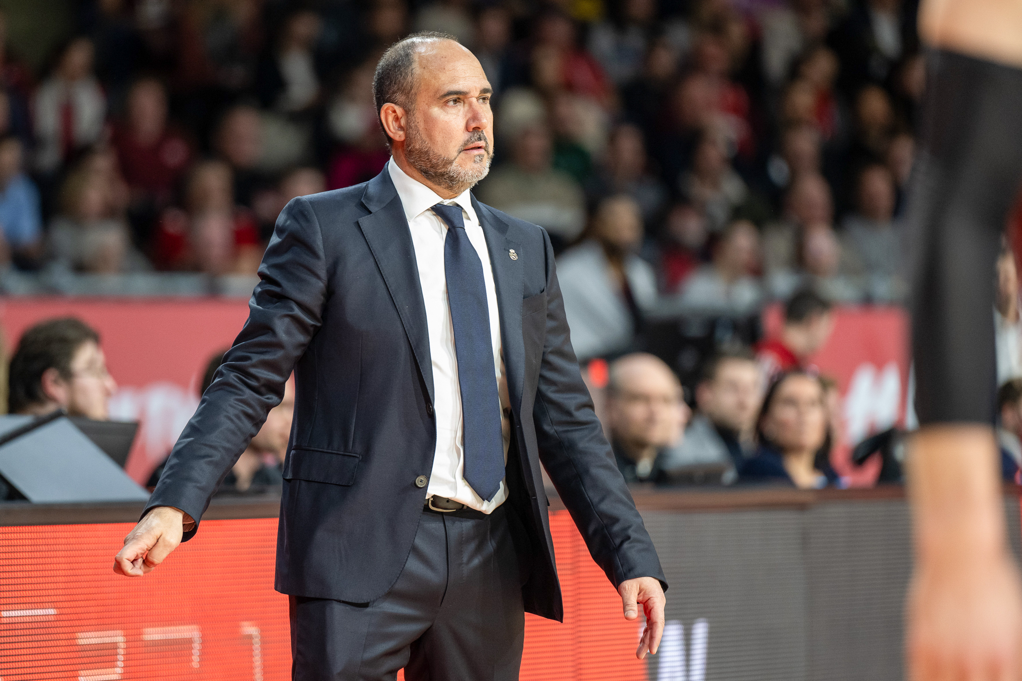 Chus Mateo no quiere sorpresas: “Hemos jugado al revés”