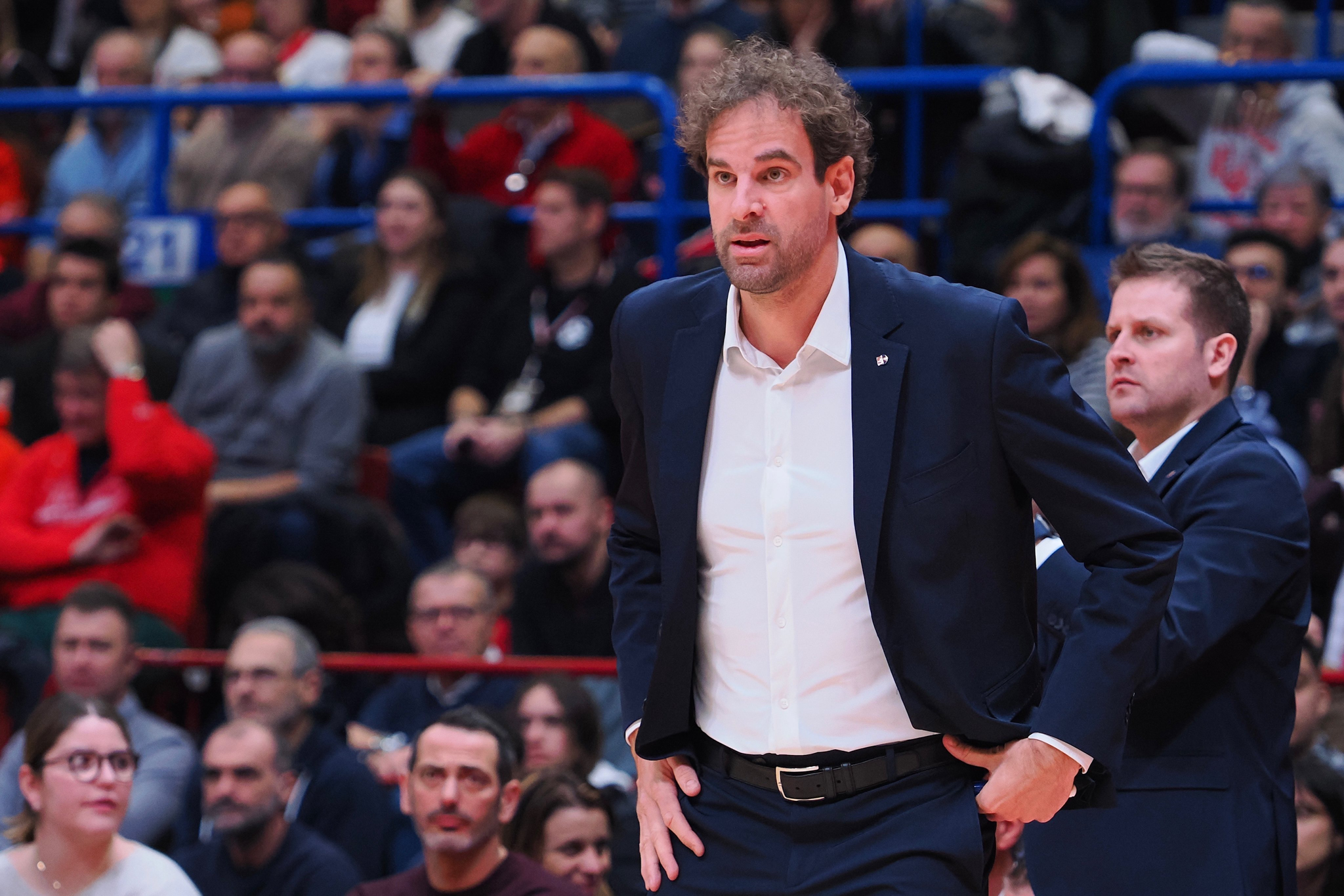 En medio de la tormenta, Roger Grimau habla: “La hostia fue fuerte…”