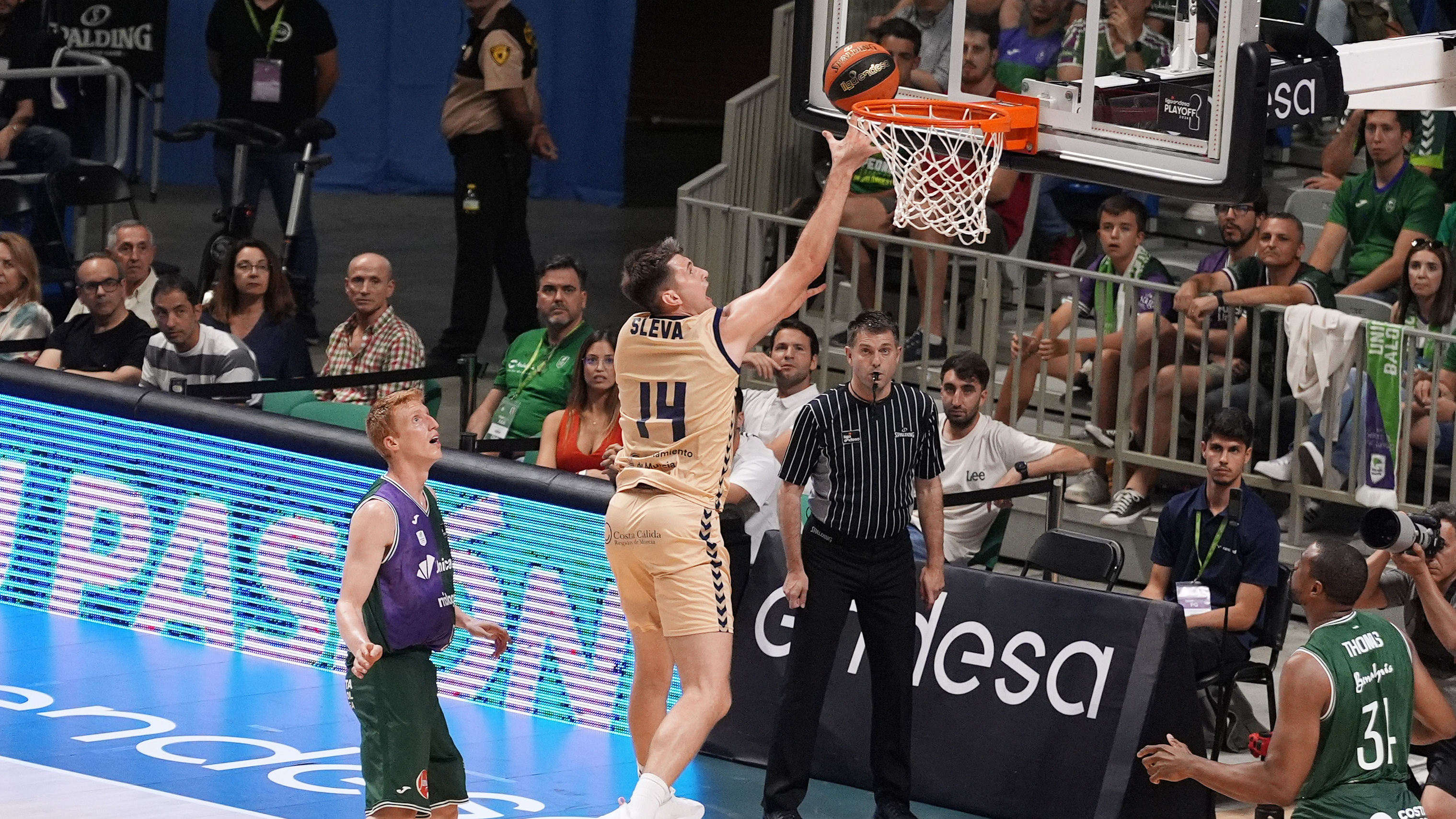 El invitado inesperado del playoff ACB avisa: “Nos quitaron una final”