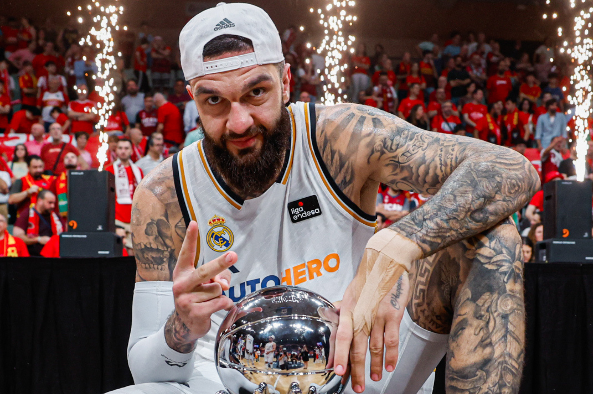 Ya es oficial su salida y deja de ser jugador del Real Madrid