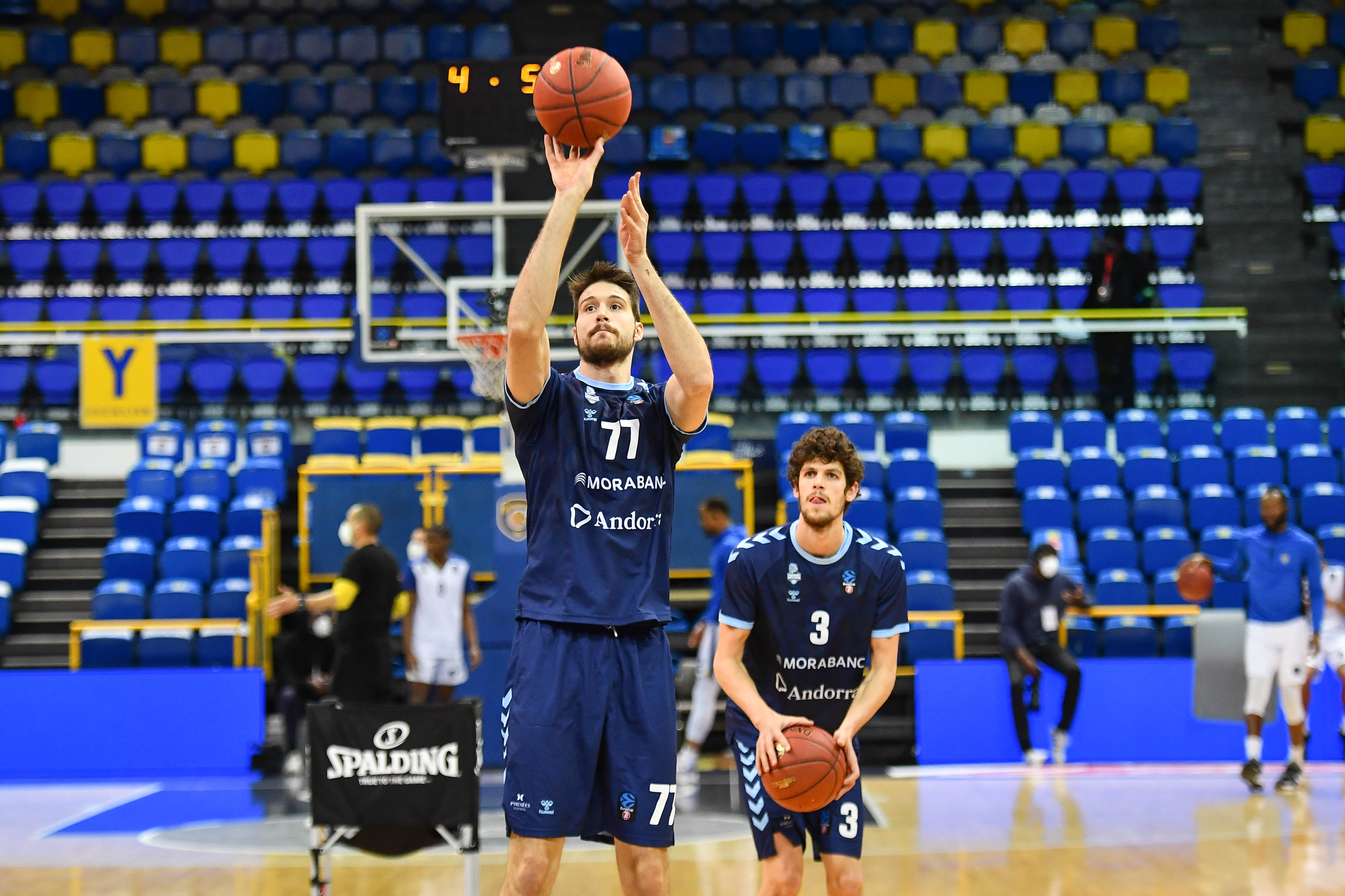 Oriol Paulí cerca del retorno a un lugar conocido, pero varios equipos ACB lo controlan