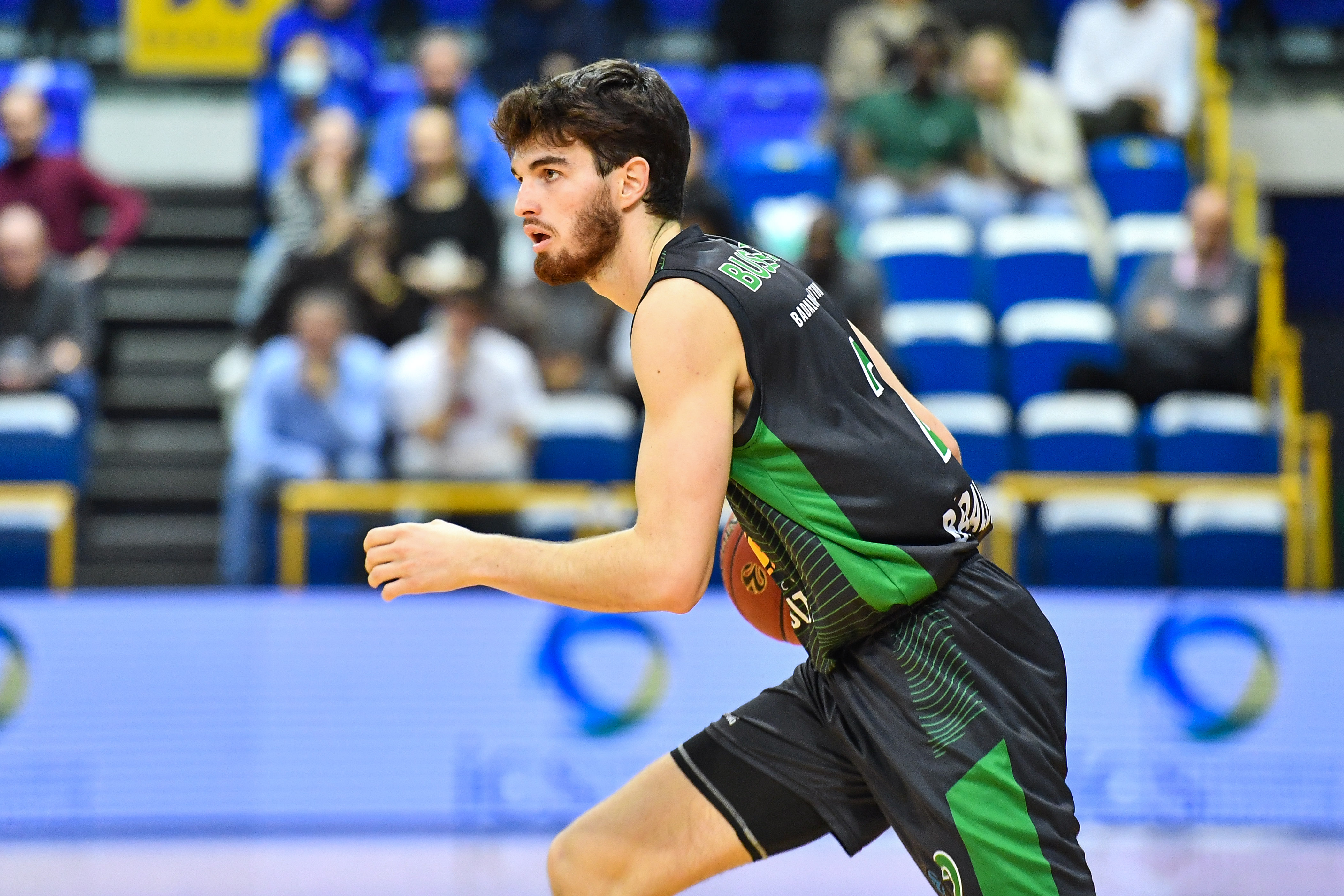 Joventut puede perder una pieza importante: Bàsquet Girona puja por él