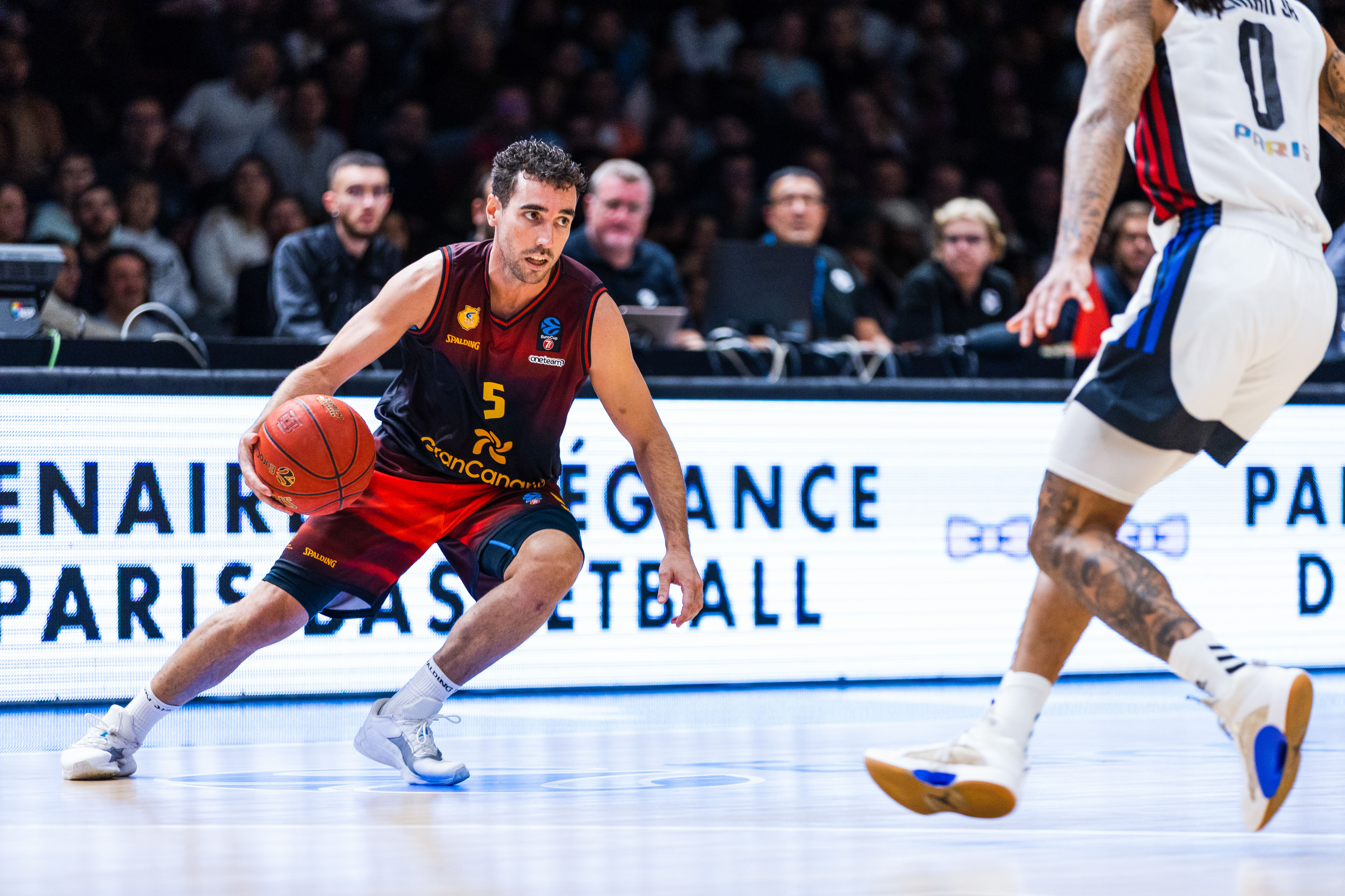 Salidas antes que llegadas, pero Andorra se interesa por estos dos jugadores