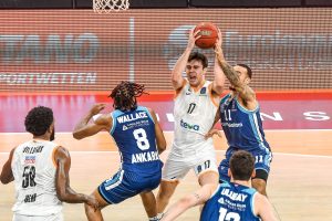 El gran dilema de Juan Núñez: Barça o una franquicia NBA que lo persigue