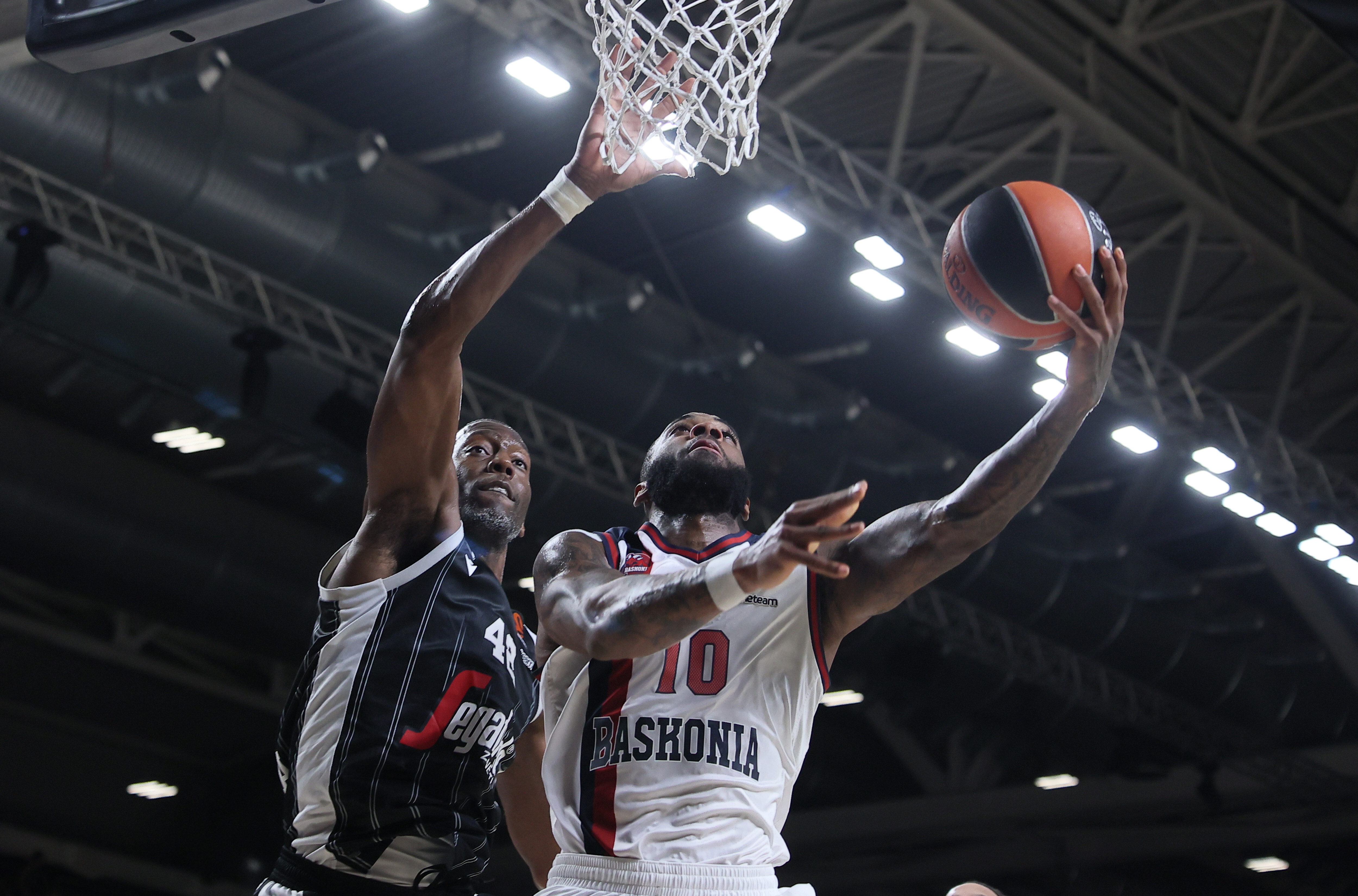 A Baskonia se le escapa definitivamente uno de sus mejores jugadores