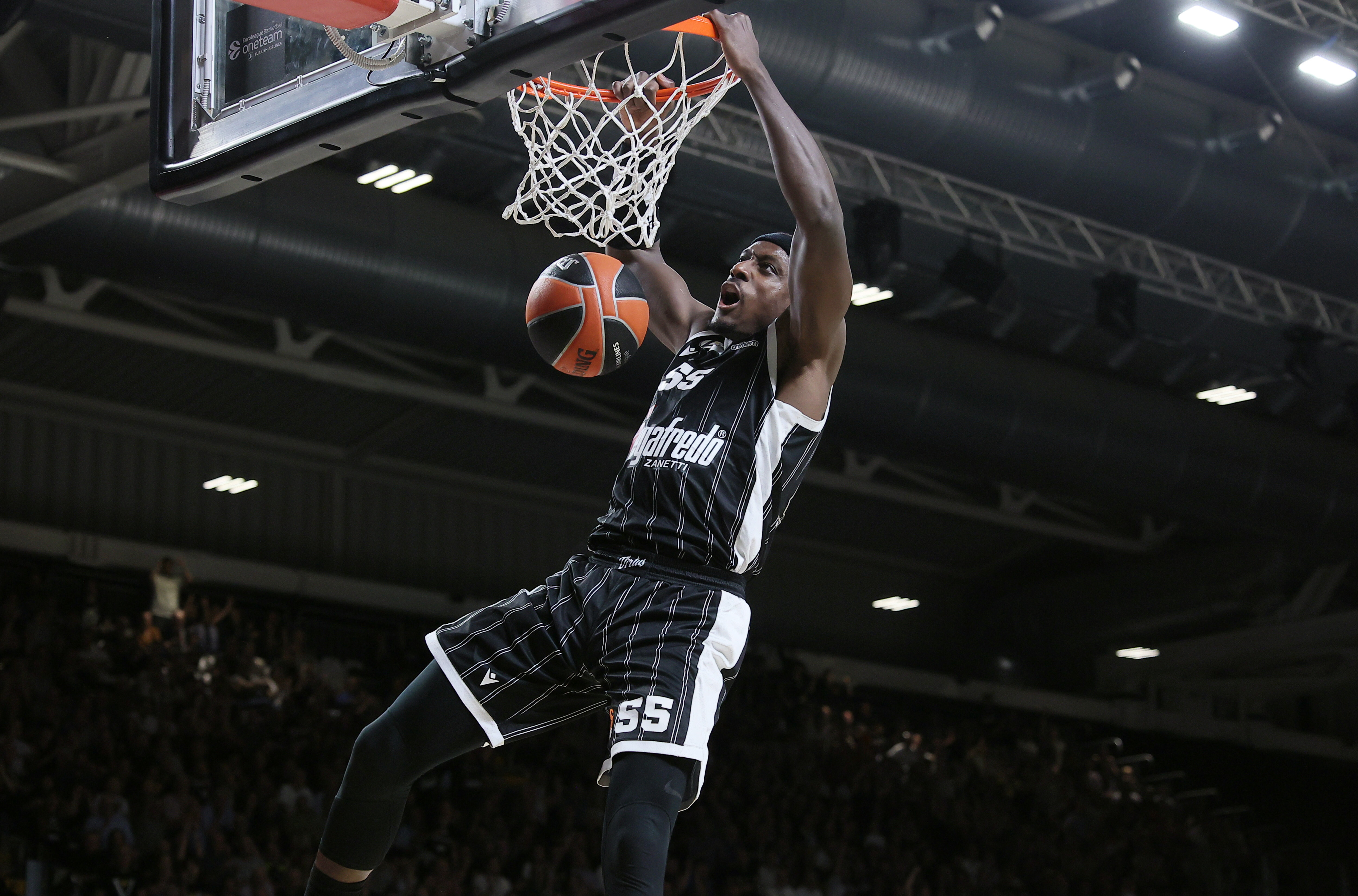 No renueva con la Virtus Bolonia y su futuro podría pasar por no jugar Euroliga