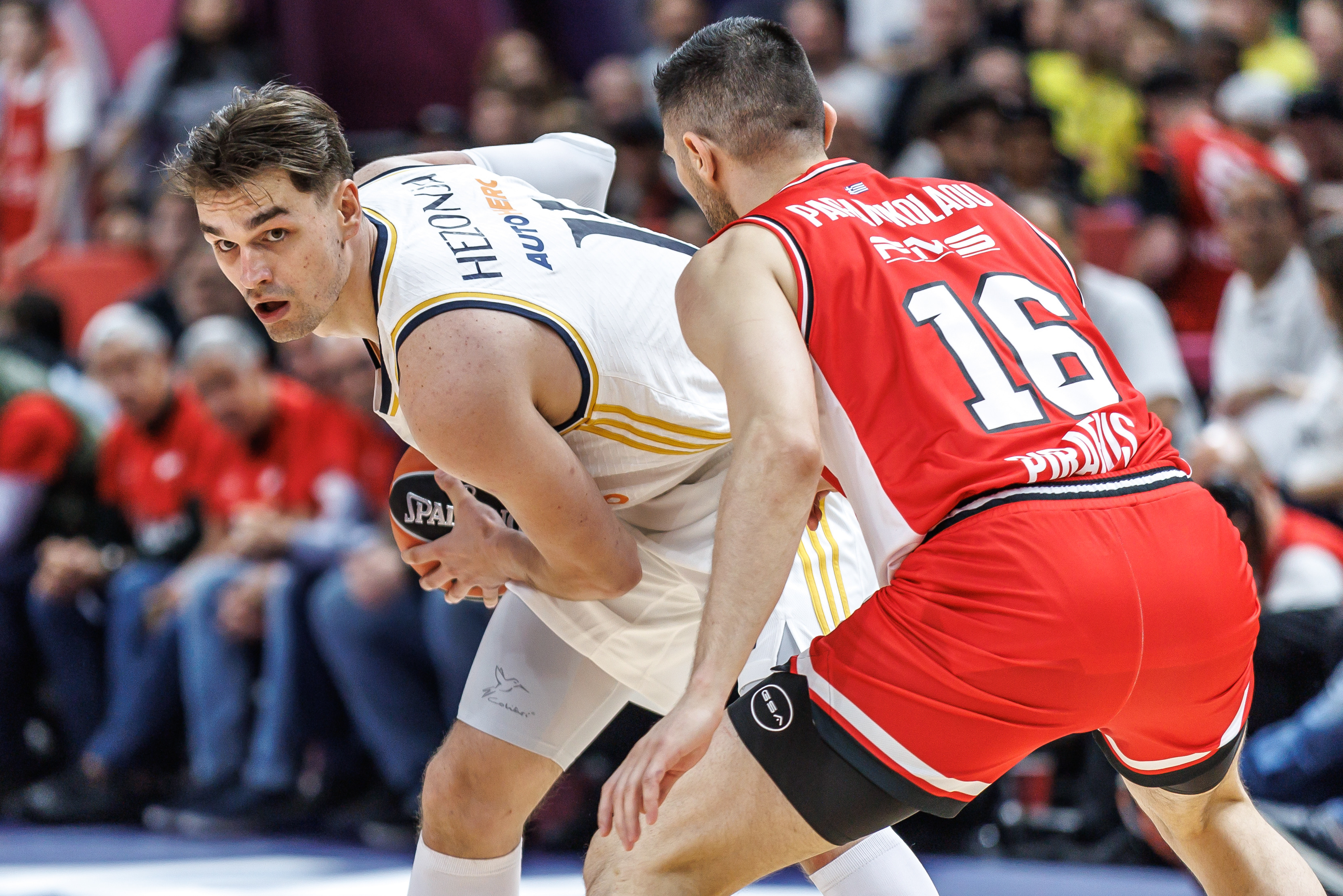 ¿Nuevo giro en el caso Mario Hezonja? Lo sitúan cerca de ser líder de otro equipo