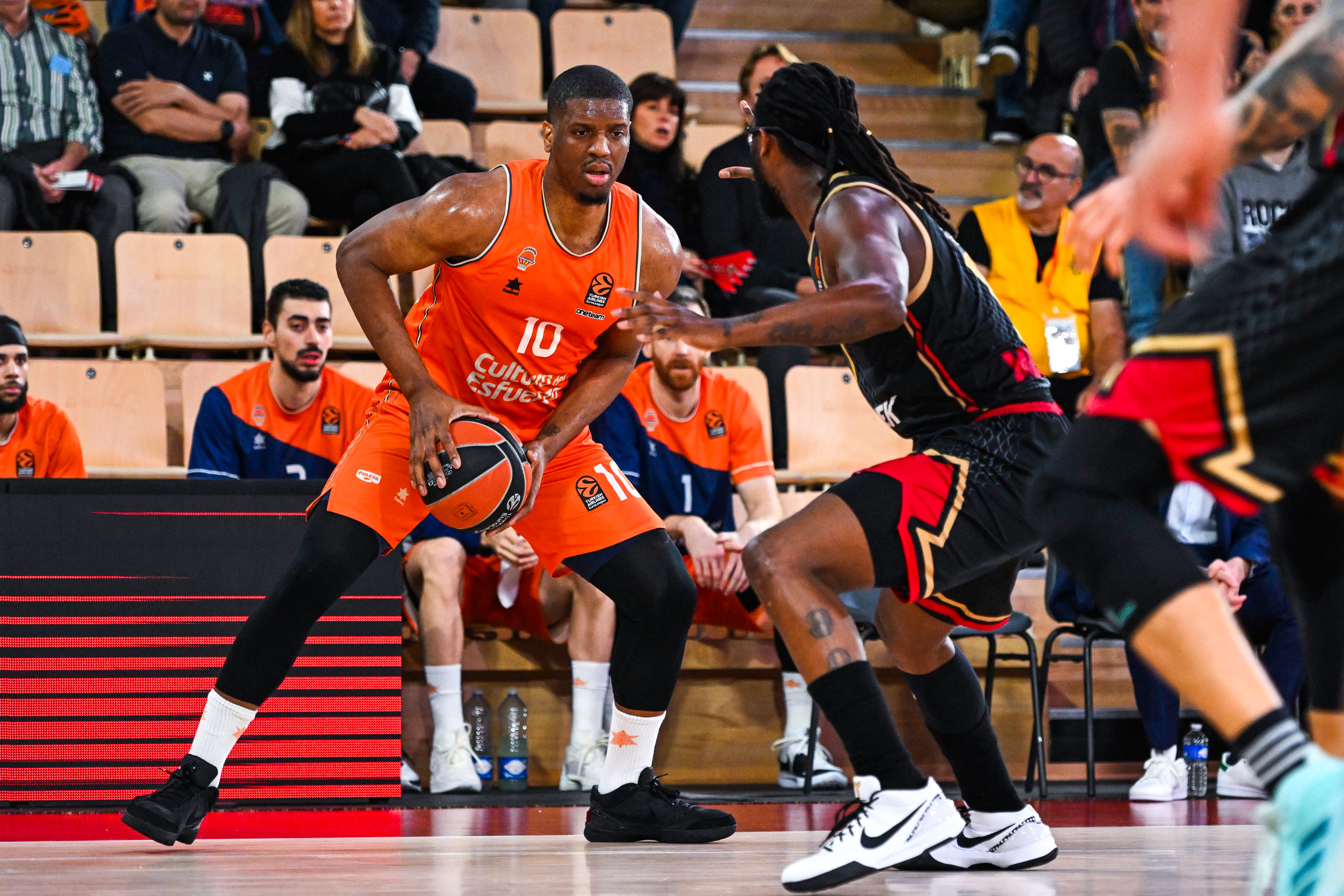 Damien Inglis puede salir de Valencia y un equipo ACB se posiciona como opción