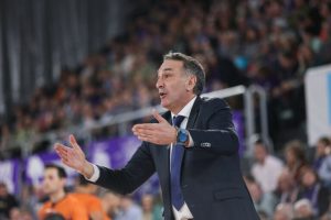 El banquillo de Zunder Palencia casi cerrado, a la espera de la firma