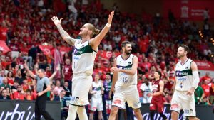 Unicaja empata la serie ante UCAM Murcia y el Carpena dictará la sentencia final