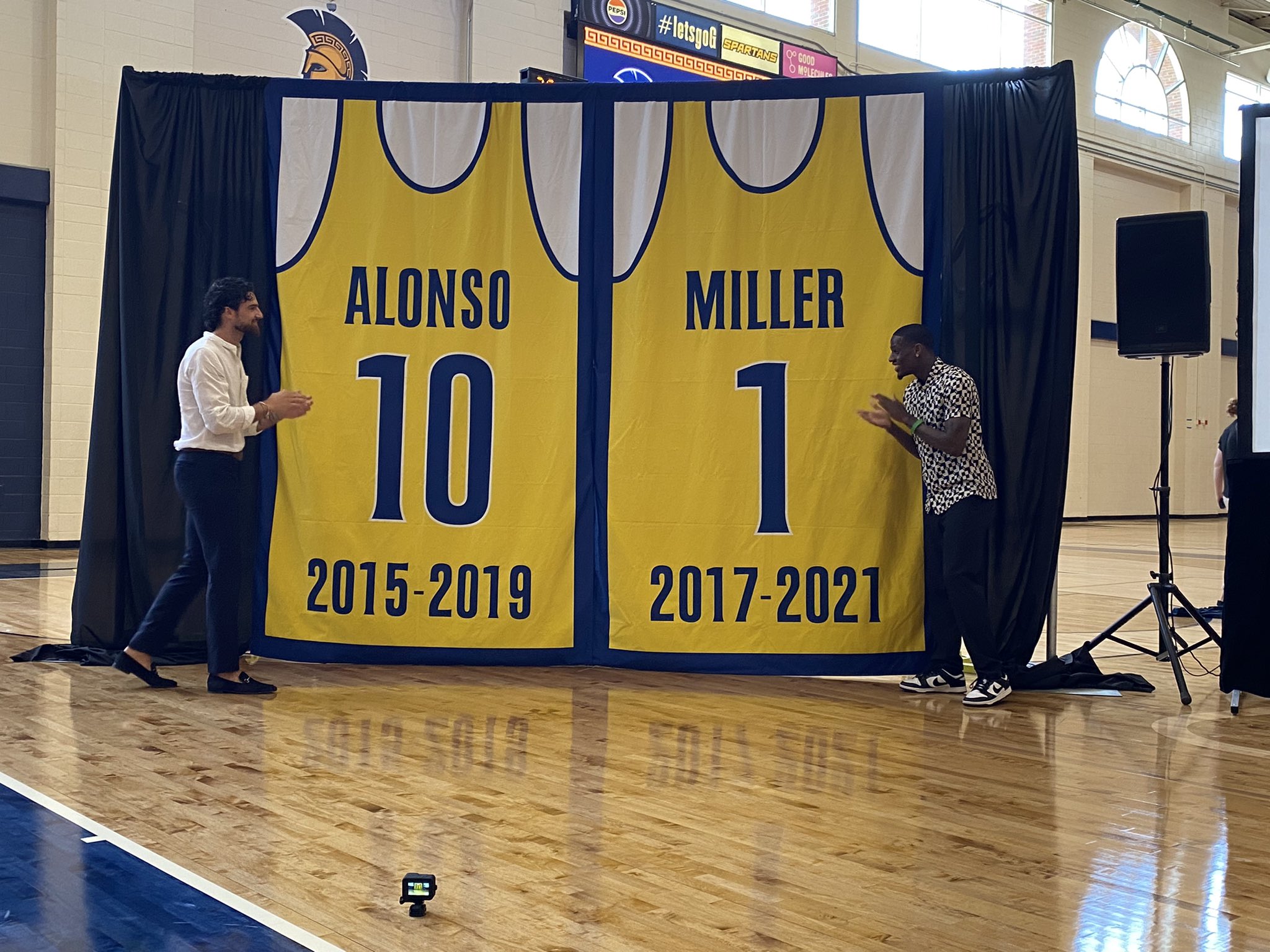 Francis Alonso ya es eterno en los Spartans de la UNCG Greensboro