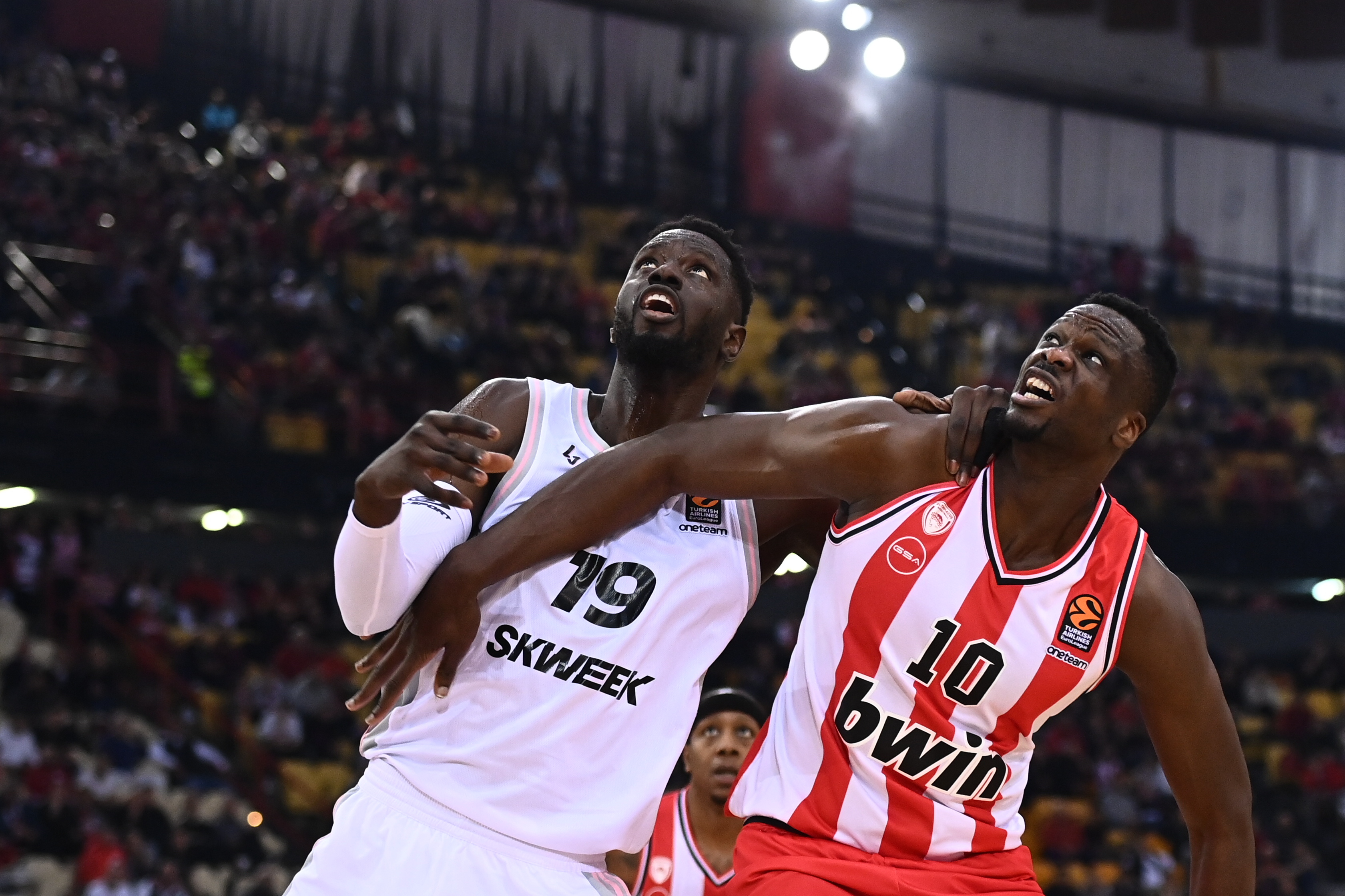 El Barça sigue sin cerrar la plantilla y se fija en este rocoso pívot de ASVEL