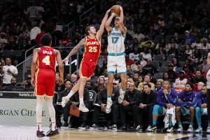 Pokusevski cortado de Hornets y ya tiene un pretendiente de Euroliga