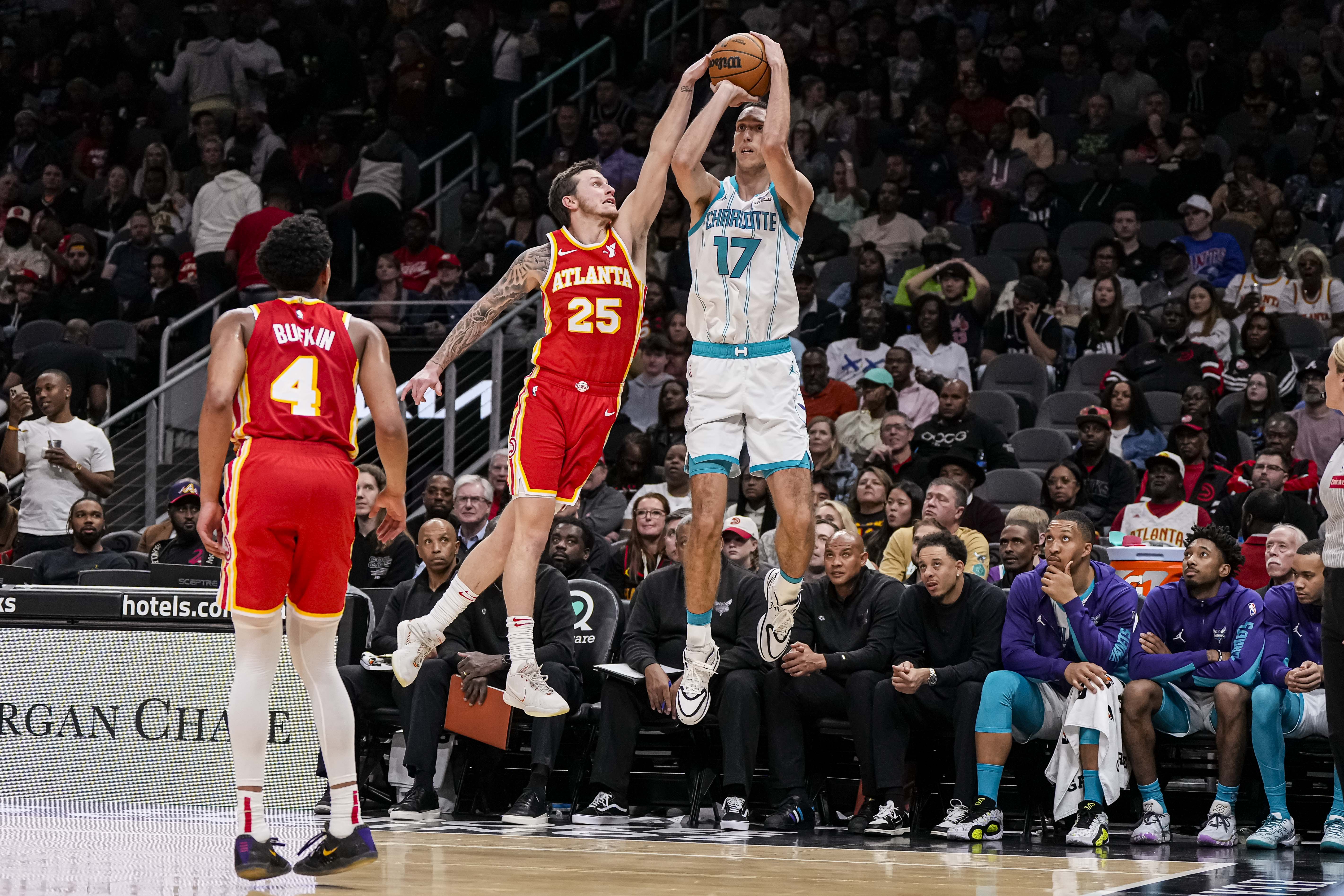 Pokusevski cortado de Hornets y ya tiene un pretendiente de Euroliga