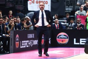 Chus Mateo llega a Toronto Raptors entre aplausos