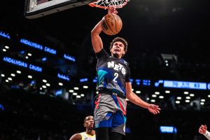 Los Lakers tienen en la mira a dos jugadores de rol: un campeón y un finalista de la NBA