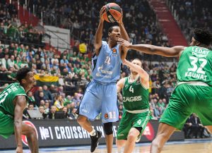 Doblete de fichajes para el Betis: anotación, dirección y viajeros