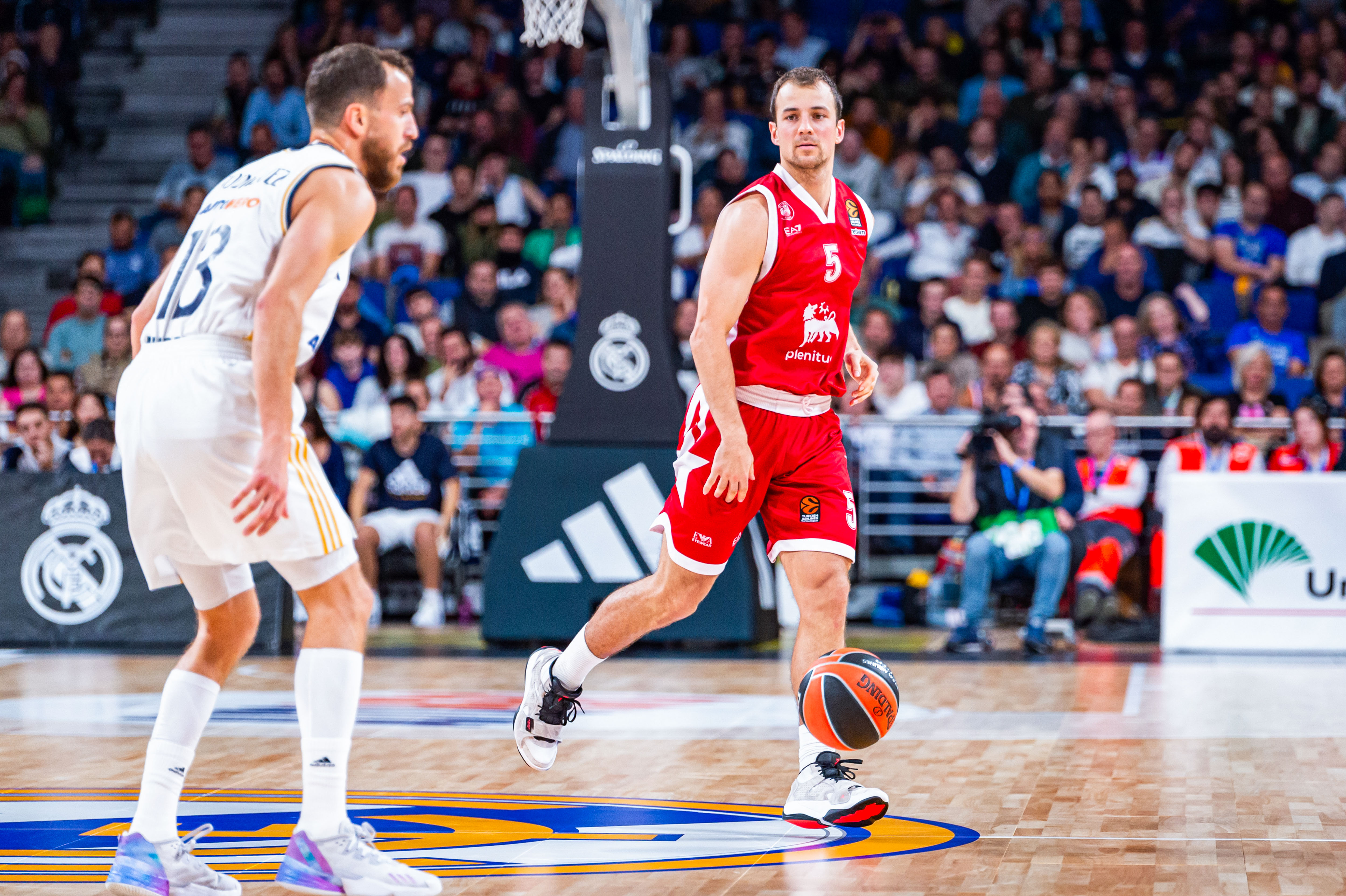 De Valencia a un destino sorprendente: Kevin Pangos vuelve a Italia