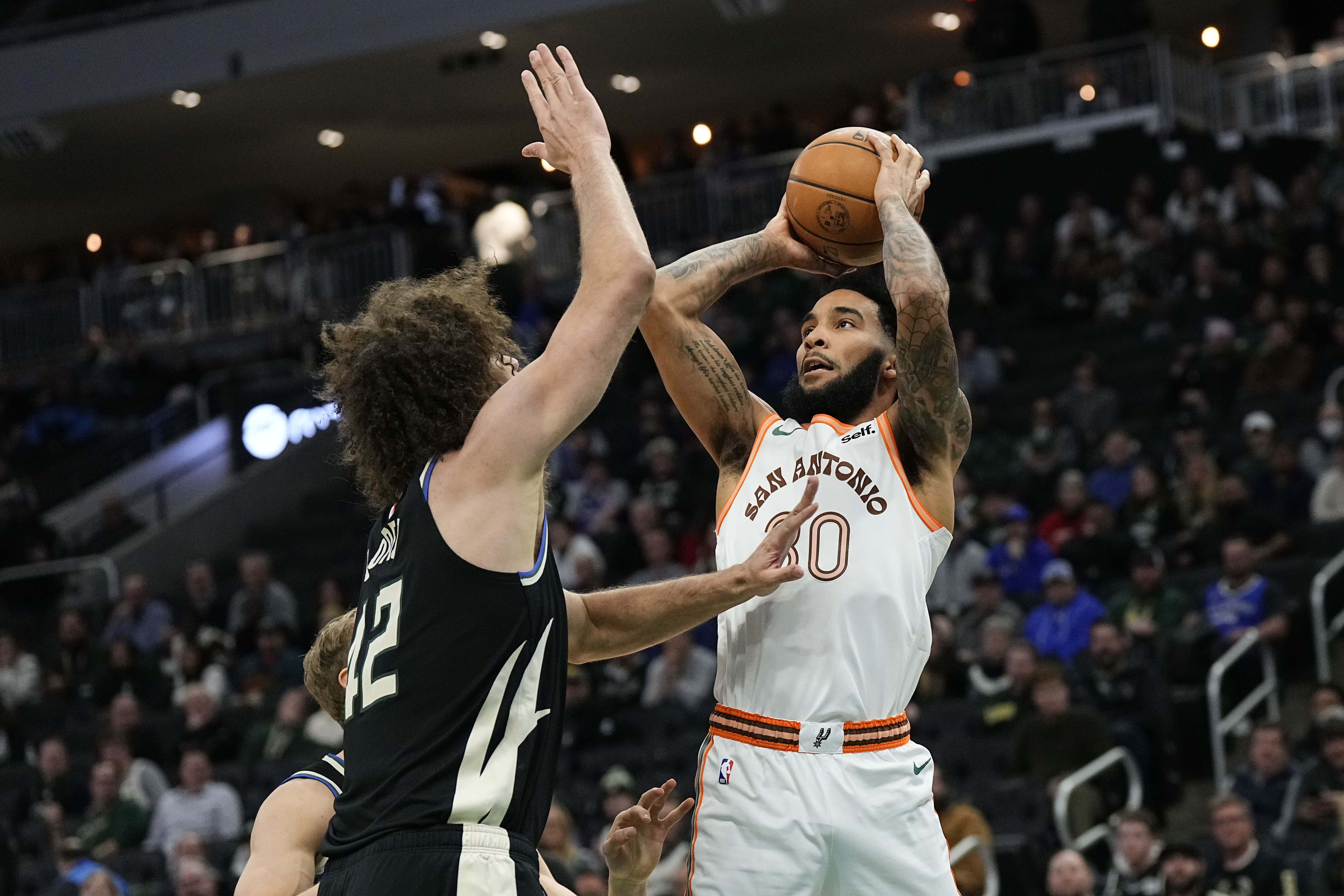 No encuentra equipo en la NBA y no descarta su retirada